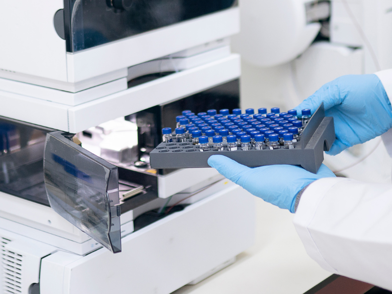 Экстрагируемые и выщелачиваемые вещества